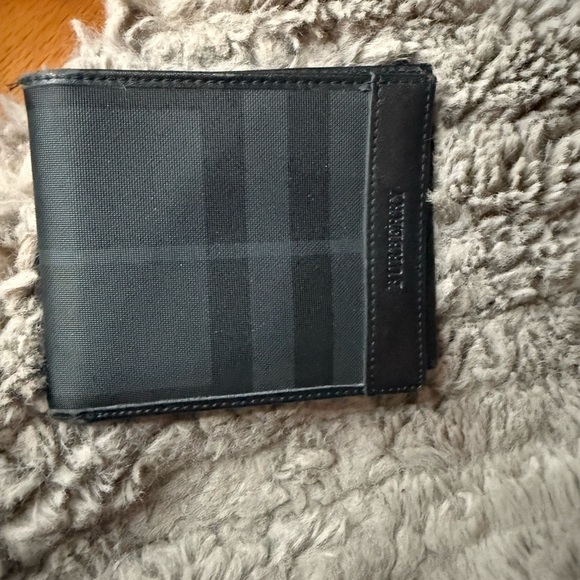 Wallet - Picture 1 of 6